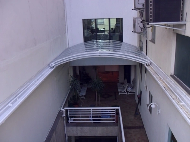 Cobertura policarbonato retrátil preço m2