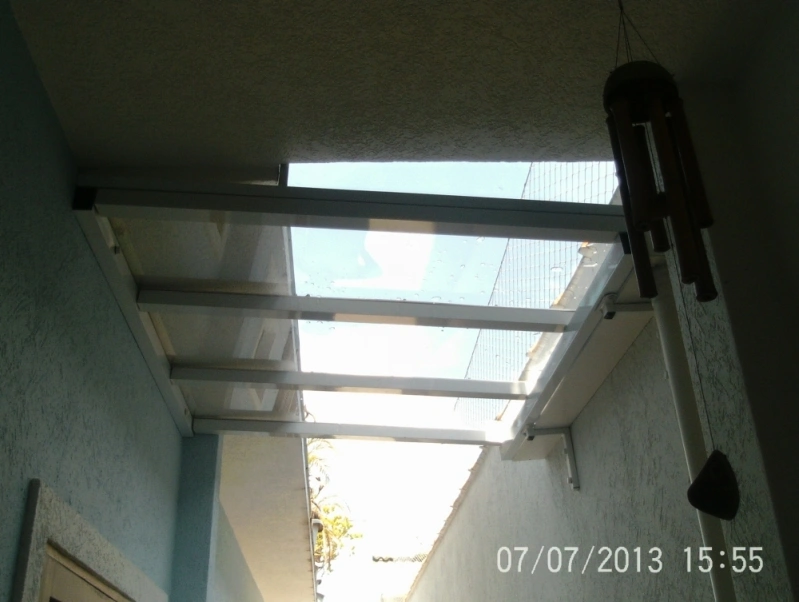 Toldo retrátil para garagem